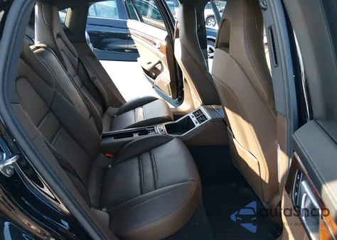 2018 Porsche Panamera 4 z USA, uszkodzony, nr VIN WP0AA2A74JL110994